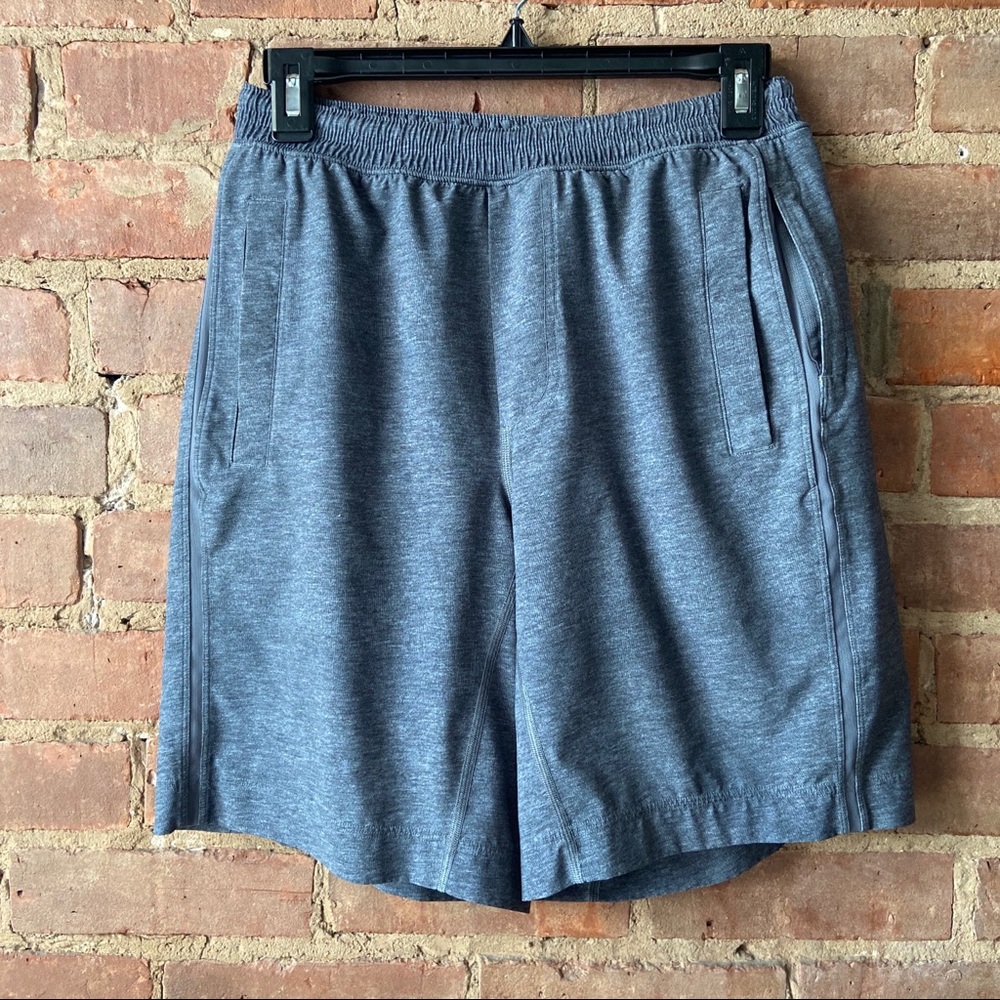 Men’s Lululemon Elastic Shorts